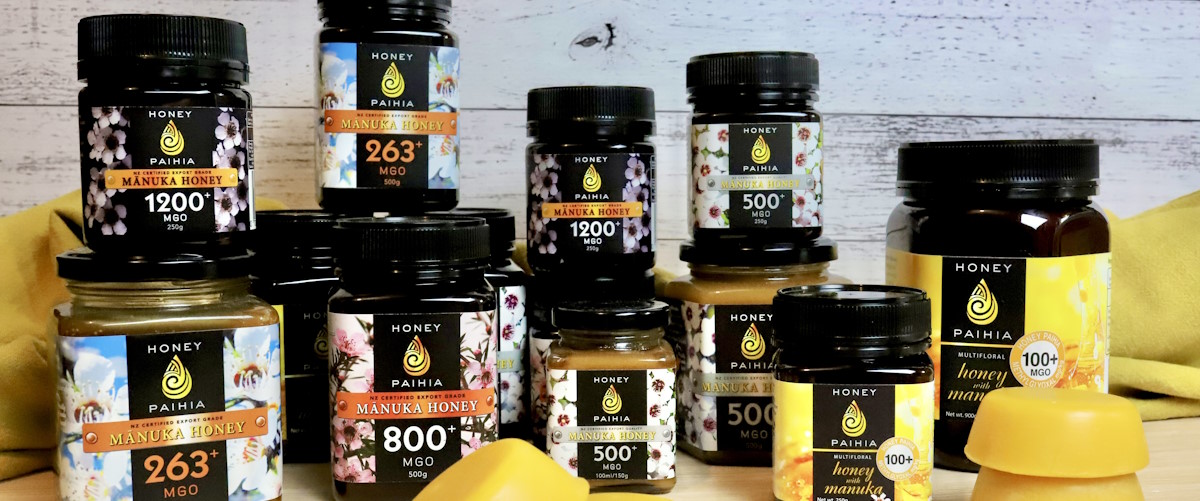 Manuka Honey pots, various weights 100+, 250+, 500+, 800+ and 1200+